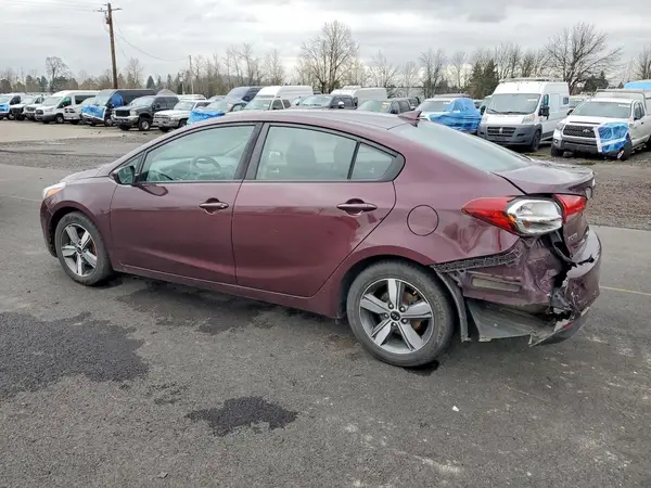 3KPFL4A72JE243029 2018 KIA FORTE - Image 2