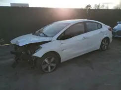 3KPFL4A72JE261353 2018 KIA FORTE