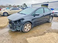 3KPFL4A72JE268657 2018 KIA FORTE