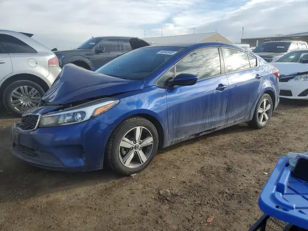 3KPFL4A72JE273096 2018 KIA FORTE - Image 1