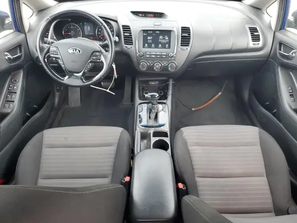 3KPFL4A73HE014420 2017 KIA FORTE - Image 8