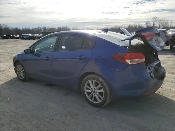 3KPFL4A73HE020511 2017 KIA FORTE - Image 2