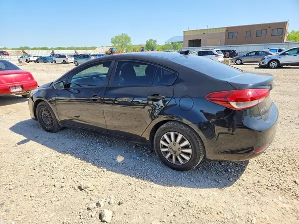 3KPFL4A73HE028902 2017 KIA FORTE - Image 2