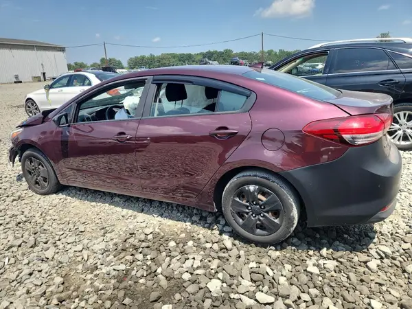 3KPFL4A73HE031783 2017 KIA FORTE - Image 2