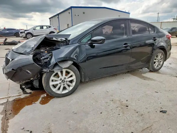 3KPFL4A73HE043836 2017 KIA FORTE - Image 1