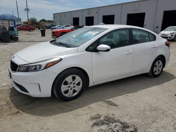 3KPFL4A73HE046820 2017 KIA FORTE - Image 1