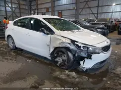 3KPFL4A73HE057607 2017 KIA FORTE