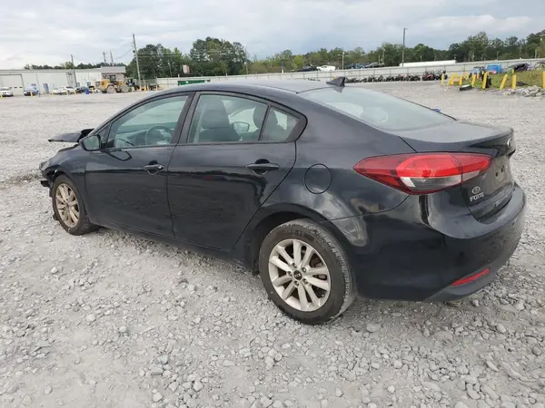 3KPFL4A73HE066355 2017 KIA FORTE - Image 2