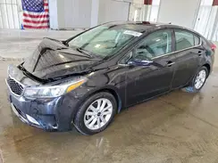 3KPFL4A73HE077484 2017 KIA FORTE