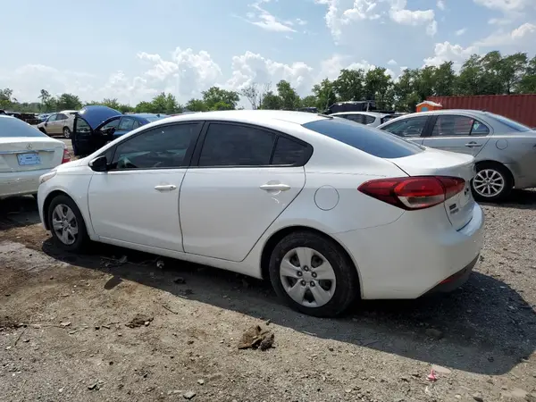 3KPFL4A73HE083818 2017 KIA FORTE - Image 2