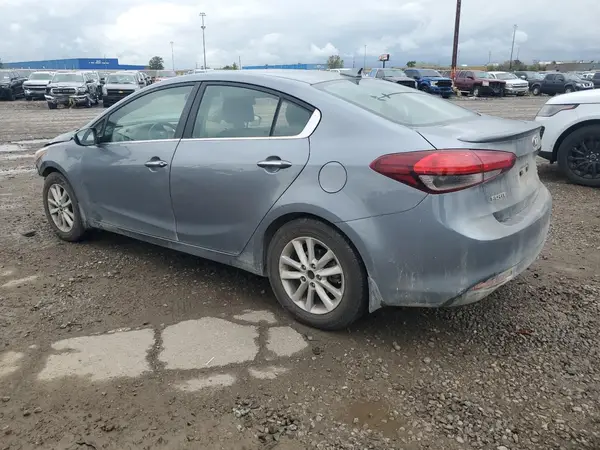 3KPFL4A73HE084600 2017 KIA FORTE - Image 2