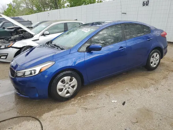 3KPFL4A73HE085701 2017 KIA FORTE - Image 1