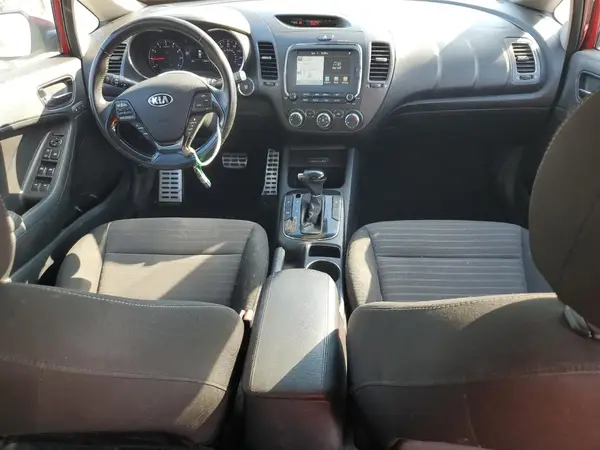 3KPFL4A73HE092664 2017 KIA FORTE - Image 8