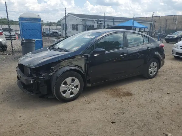 3KPFL4A73HE094351 2017 KIA FORTE - Image 1