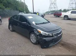 3KPFL4A73HE111990 2017 KIA FORTE