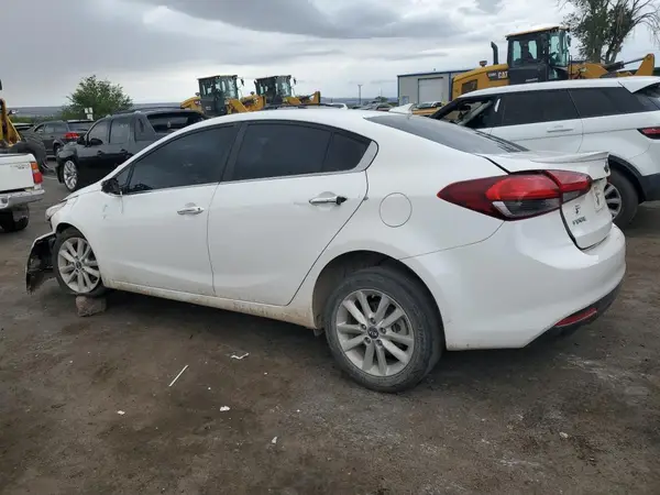 3KPFL4A73HE127512 2017 KIA FORTE - Image 2