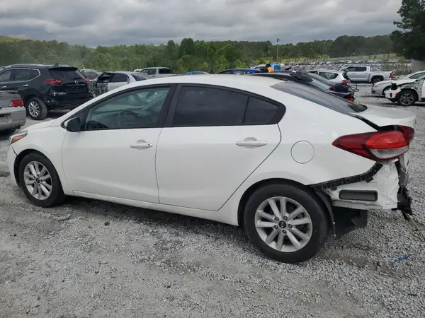 3KPFL4A73HE130720 2017 KIA FORTE - Image 2