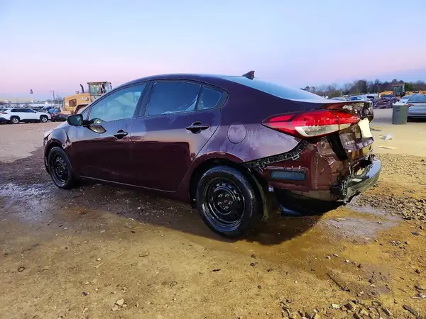 3KPFL4A73HE131284 2017 KIA FORTE - Image 2