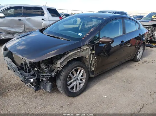 3KPFL4A73HE132600 2017 KIA FORTE - Image 2