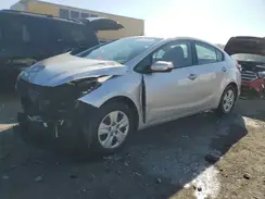 3KPFL4A73HE137117 2017 KIA FORTE