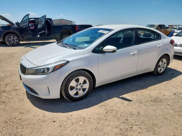 3KPFL4A73HE138283 2017 KIA FORTE - Image 1
