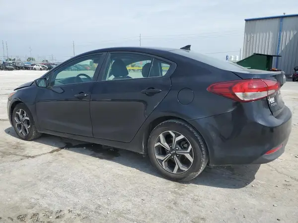 3KPFL4A73HE139434 2017 KIA FORTE - Image 2