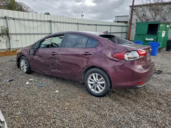3KPFL4A73HE152328 2017 KIA FORTE - Image 2