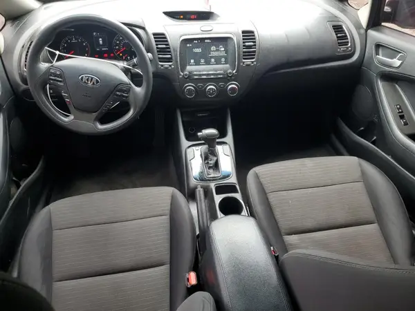 3KPFL4A73JE172021 2018 KIA FORTE - Image 8