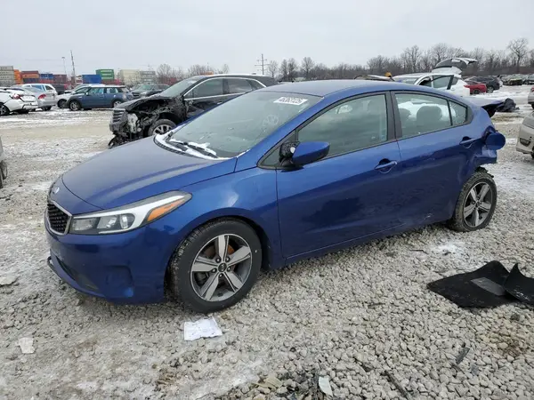 3KPFL4A73JE194682 2018 KIA FORTE - Image 1