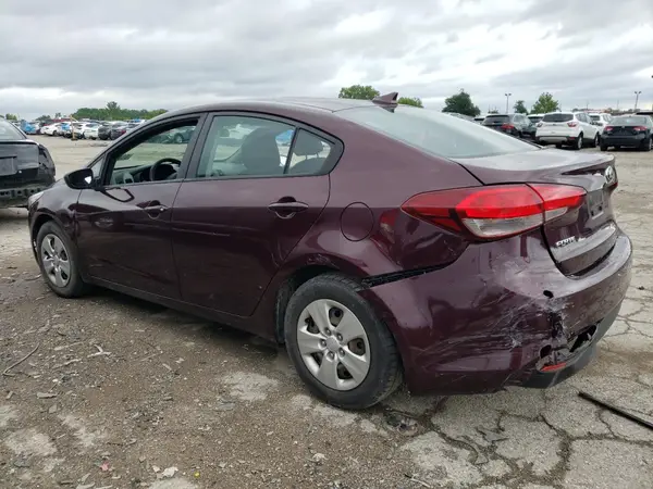 3KPFL4A73JE196433 2018 KIA FORTE - Image 2