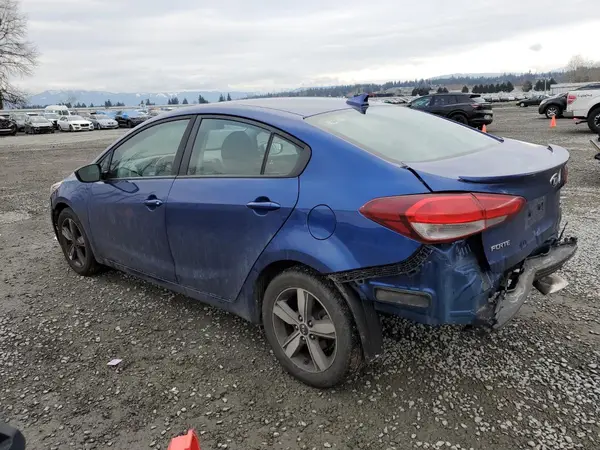 3KPFL4A73JE198912 2018 KIA FORTE - Image 2