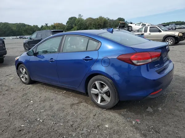 3KPFL4A73JE224635 2018 KIA FORTE - Image 2
