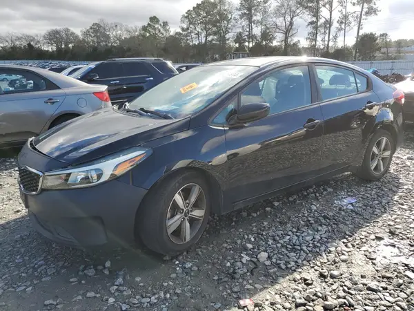 3KPFL4A73JE225543 2018 KIA FORTE - Image 1