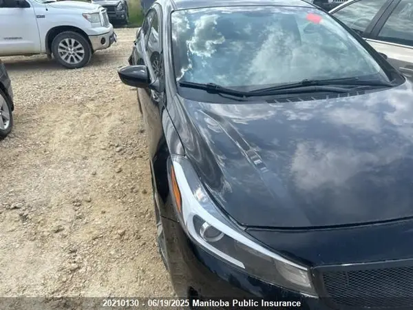 3KPFL4A73JE233853 2018 KIA FORTE - Image 1
