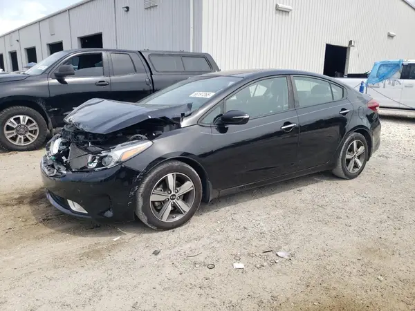 3KPFL4A73JE236798 2018 KIA FORTE - Image 1