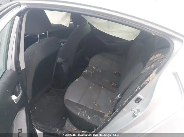 3KPFL4A73JE237997 2018 KIA FORTE - Image 8