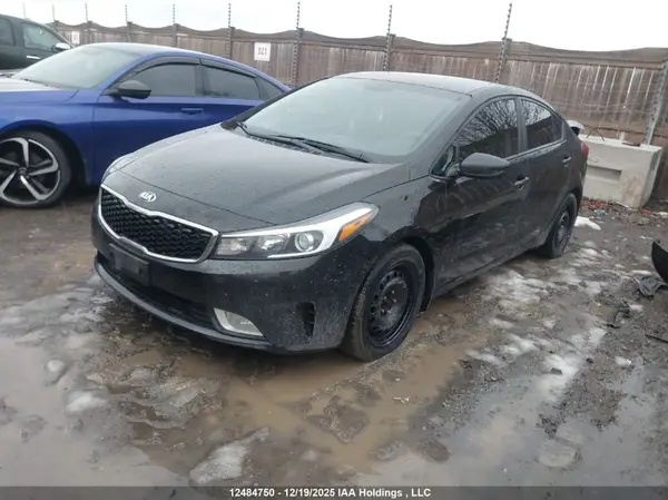 3KPFL4A73JE254072 2018 KIA FORTE - Image 2