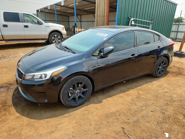 3KPFL4A73JE255481 2018 KIA FORTE - Image 1