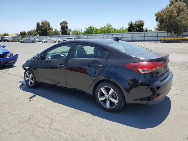 3KPFL4A73JE260731 2018 KIA FORTE - Image 2