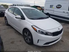 3KPFL4A73JE268697 2018 KIA FORTE