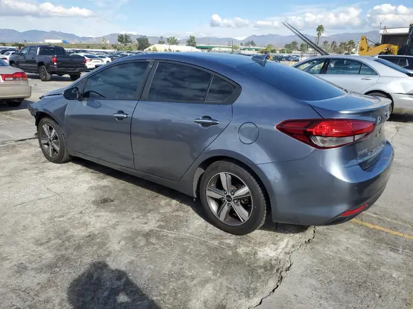 3KPFL4A73JE273012 2018 KIA FORTE - Image 2