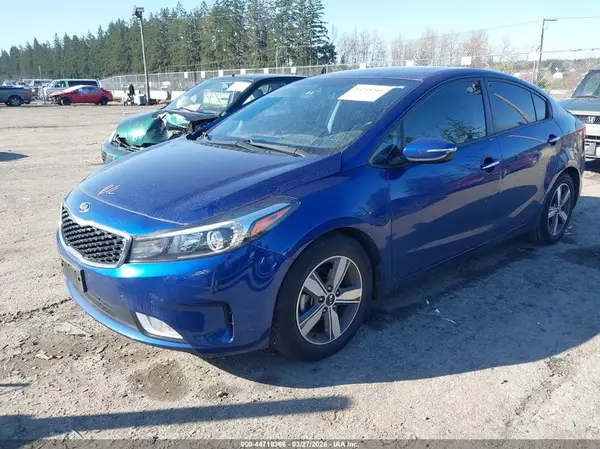 3KPFL4A73JE278078 2018 KIA FORTE - Image 2