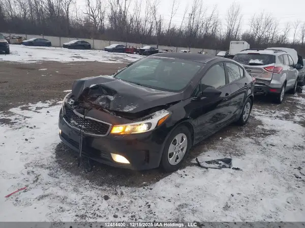 3KPFL4A74HE006861 2017 KIA FORTE - Image 2