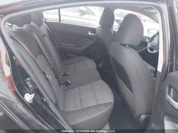 3KPFL4A74HE006861 2017 KIA FORTE - Image 8