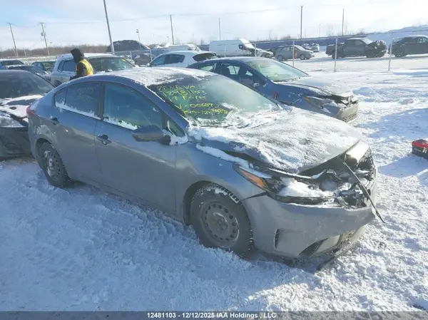 3KPFL4A74HE006892 2017 KIA FORTE - Image 1