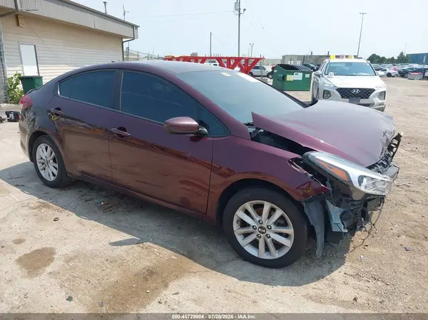 3KPFL4A74HE012949 2017 KIA FORTE - Image 1