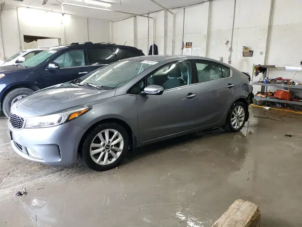 3KPFL4A74HE022672 2017 KIA FORTE - Image 1