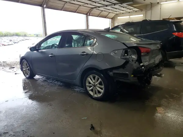 3KPFL4A74HE022672 2017 KIA FORTE - Image 2