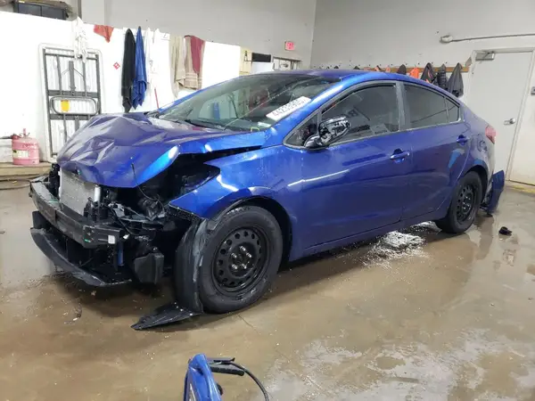 3KPFL4A74HE040802 2017 KIA FORTE - Image 1