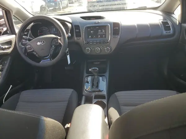 3KPFL4A74HE047510 2017 KIA FORTE - Image 8